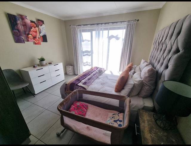 4 BEDROOM HOUSE FOR SALE IN ALBERTSDAL